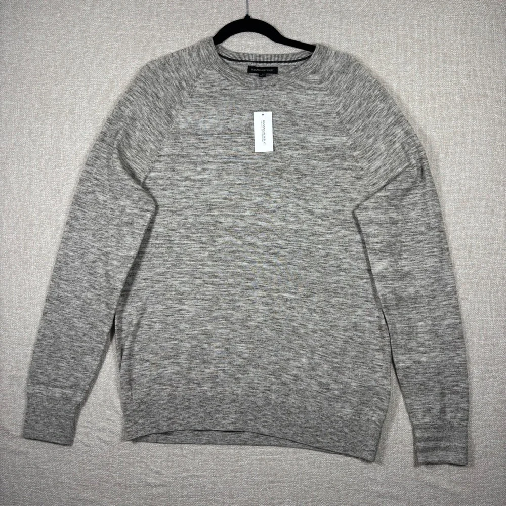 NWT Banana Republic Mens Gray Space Dye Crew Neck Sweater Large Office Casual